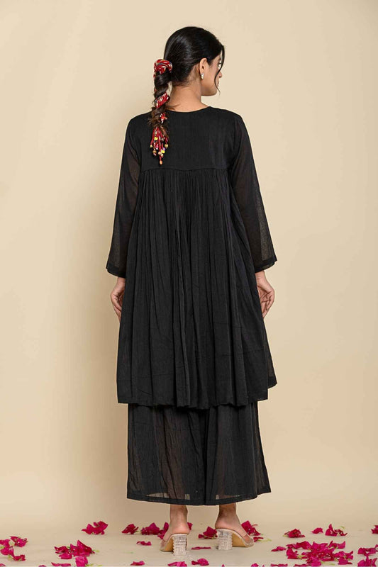 (Set of 2) Naksh Black Solid Voile Gathered Kurta And Sharara