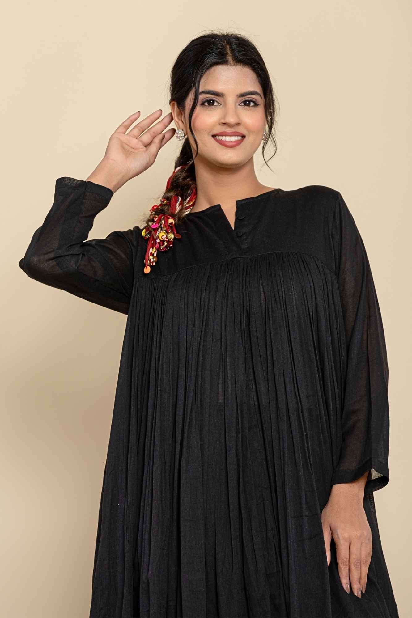 (Set of 2) Naksh Black Solid Voile Gathered Kurta And Sharara